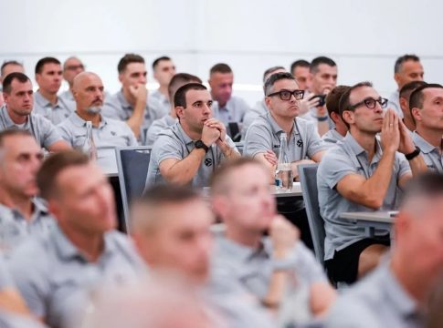 Ένας Έλληνας ανάμεσα στους 16 νέους διαιτητές της Euroleague