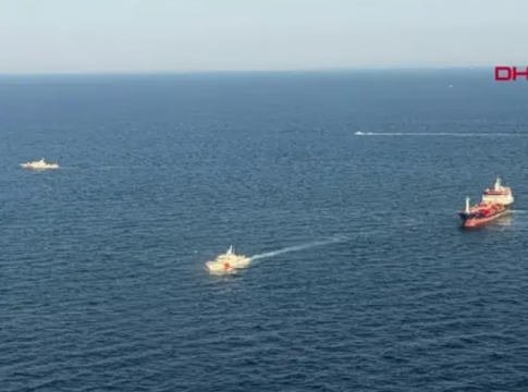 Τουρκία: Βυθίστηκε το φορτηγό πλοίο μετά τη σύγκρουση στη Θάλασσα του Μαρμαρά – Αγνοούνται 10 ναυτικοί