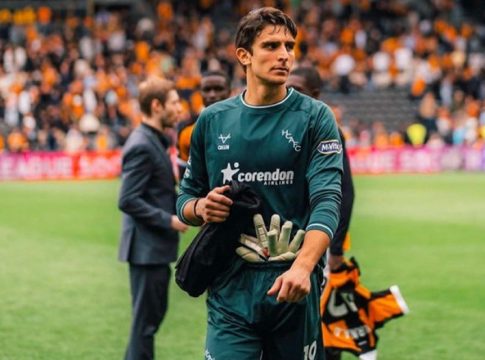 Premier League: Ο Τζολάκης που «κατεβάζει ρολά» και η ξεχωριστή κατηγορία στην οποία ανήκει πλέον (pic)