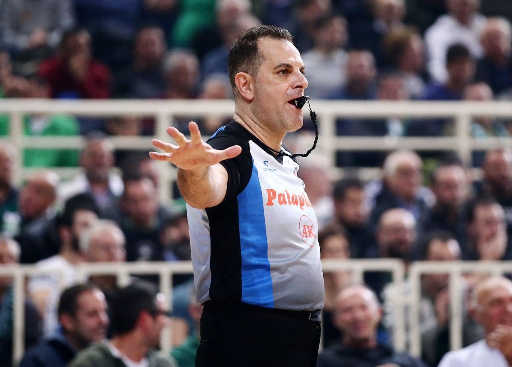 Αρνείται τις κατηγορίες ο διαιτητής Κορομηλάς