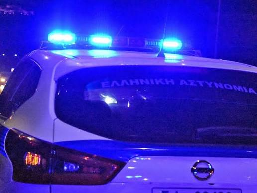 Λαύριο: 32χρονος μαχαίρωσε την πρώην του και τον νυν σύντροφό της μέσα στο σπίτι τους