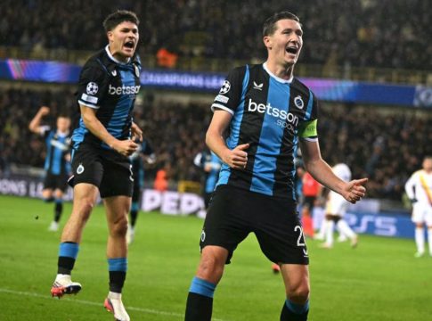 Κλαμπ Μπριζ – Λανς 3-0: Νίκησε και τους Γάλλους και βλέπει… πρόκριση