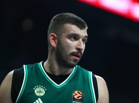 Πρόβλημα με Ρογκαβόπουλο στον Παναθηναϊκό