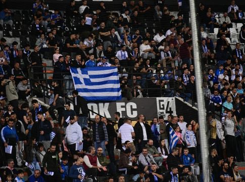 Ελλάδα – Ολλανδία: Βίντεο από την κατάμεστη Τούμπα – Εντυπωσιακή η ατμόσφαιρα