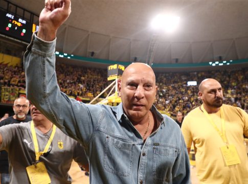 Άρης: Η υψωμένη γροθιά και το κάλεσμα στην Euroleague