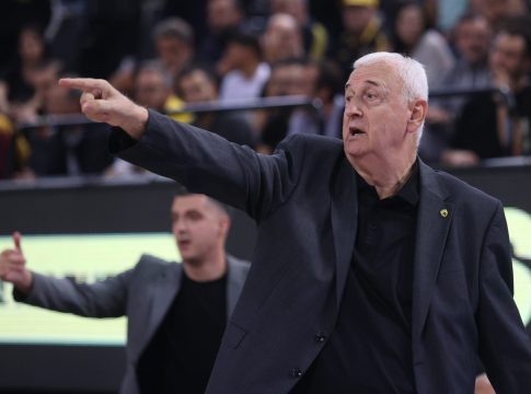 Σάκοτα: «Είμαστε μακριά από το πρόσωπο που θέλουμε – Ψάχνουμε να βρούμε τη χημεία μας» (vid)