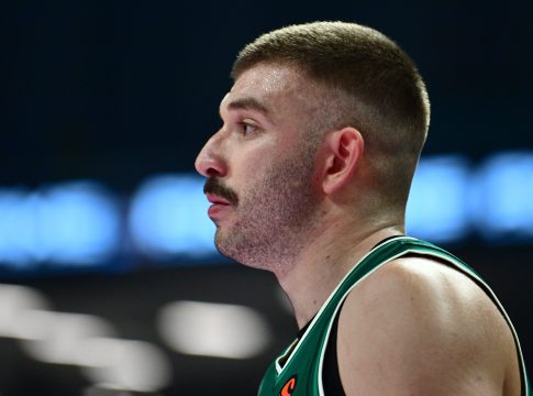 Νοκ άουτ ο Ρογκαβόπουλος κόντρα στη Χαποέλ