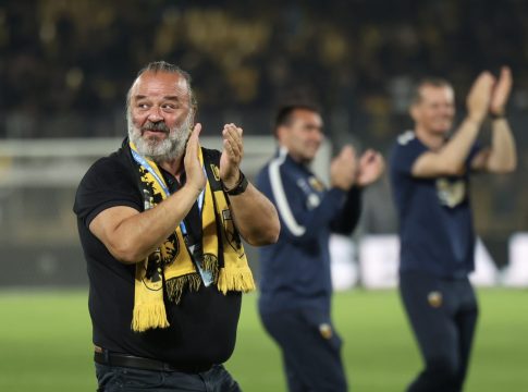 Ηλιόπουλος στους παίκτες της ΑΕΚ Κ19: «Είστε μάγκες, συγχαρητήρια – Ψηλά το κεφάλι, για τις επόμενες κατακτήσεις» (vid)