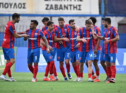 Superbet League 2: Άνετες νίκες για Πανιώνιο και Αναγέννηση Καρδίτσας