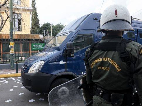 Υπόθεση Marfin: Επιστρέφουν στη φυλακή οι δύο κατηγορούμενοι, μετά τη συμπληρωματική απολογία τους
