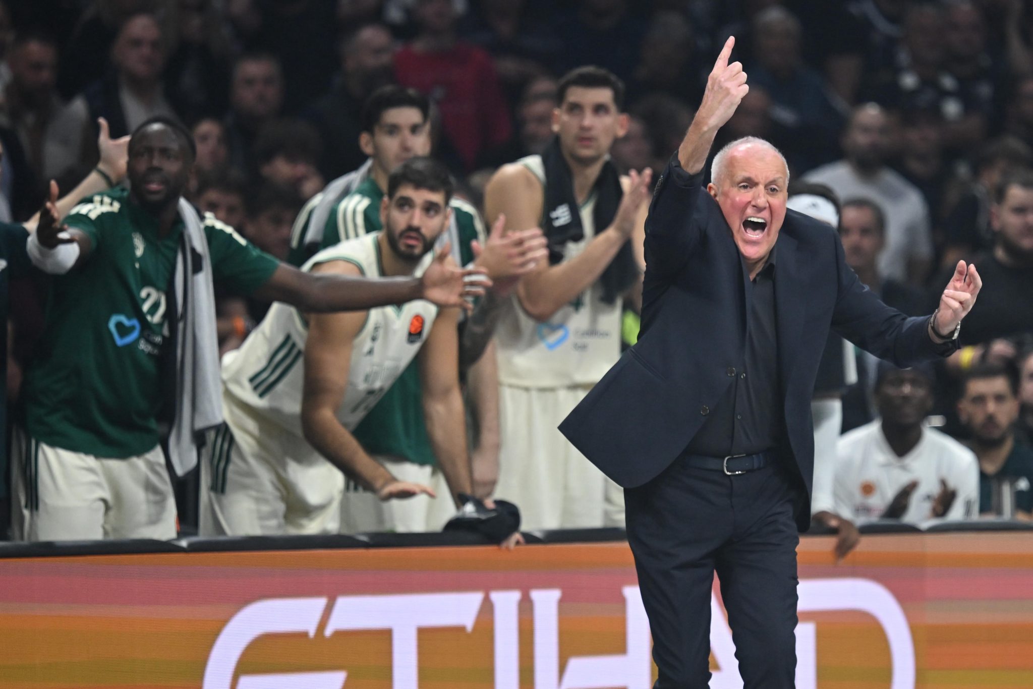 Ο Ομπράντοβιτς αρνήθηκε να πάρει το δώρο της διοίκησης της Παρτιζάν