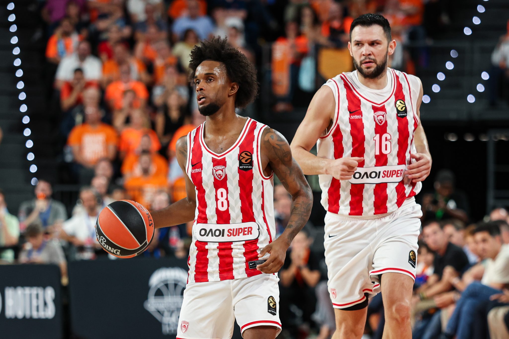 EuroLeague: Μπαρτσελόνα – Ολυμπιακός και Παναθηναϊκός – Χάποελ με Super Ενισχυμένες Αποδόσεις έως 4.20 στη Superbet!