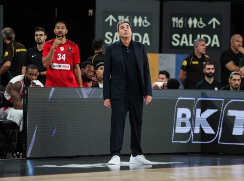 Παππάς: «Καταστροφικό πρώτο μέρος, η άμυνα άλλαξε το μομέντουμ»