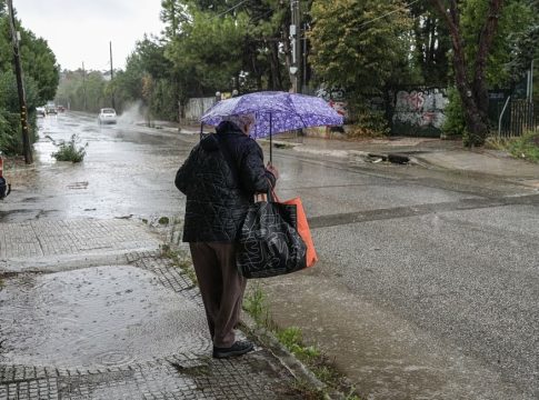 Επιδεινώνεται ο καιρός – Πού θα σημειωθούν βροχές και καταιγίδες
