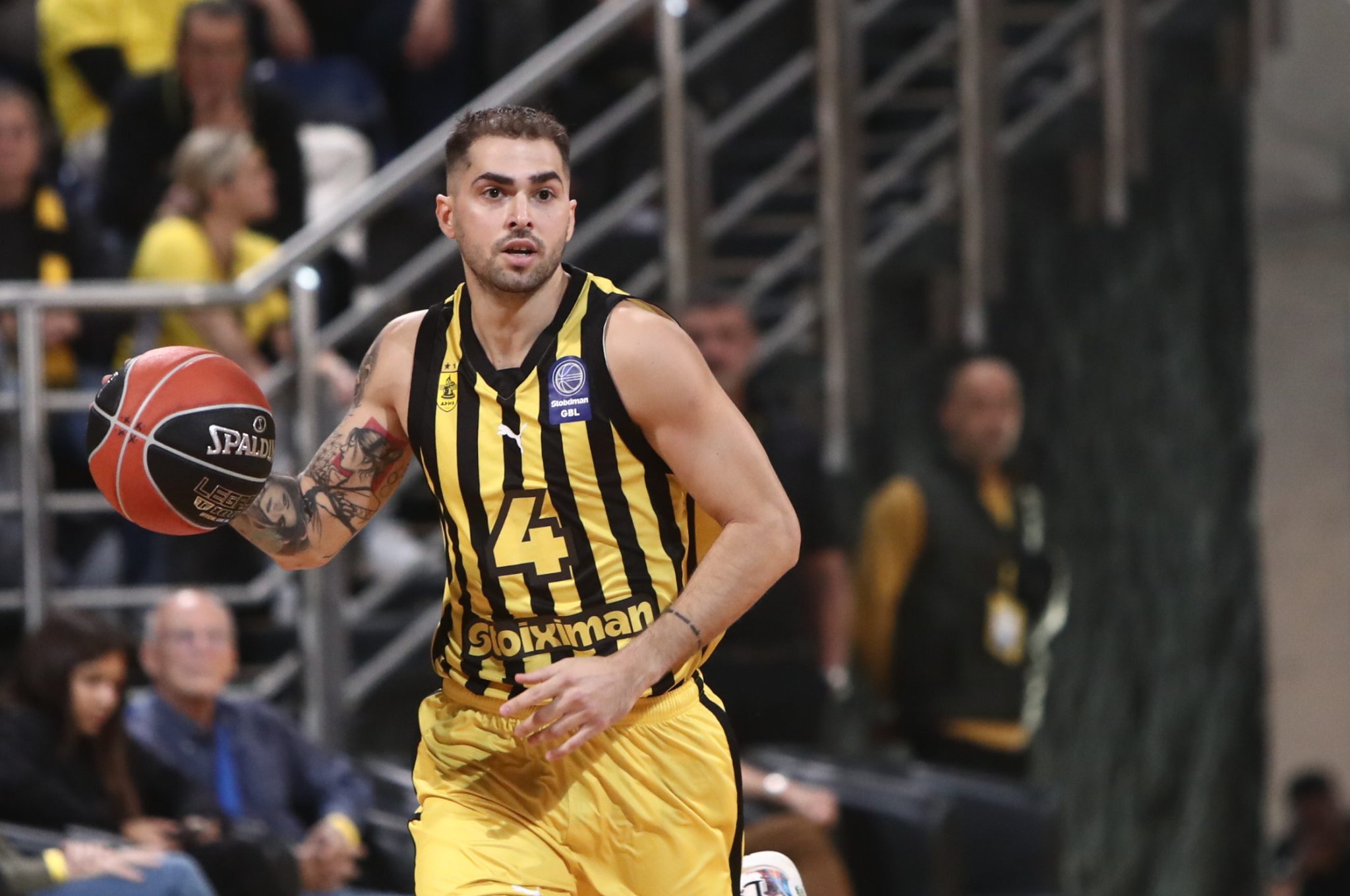 Τολιόπουλος: «Ήμασταν εξαιρετικοί κόντρα στη Ροστόκ, να έχουμε την ίδια σοβαρότητα και με τη Μύκονο»