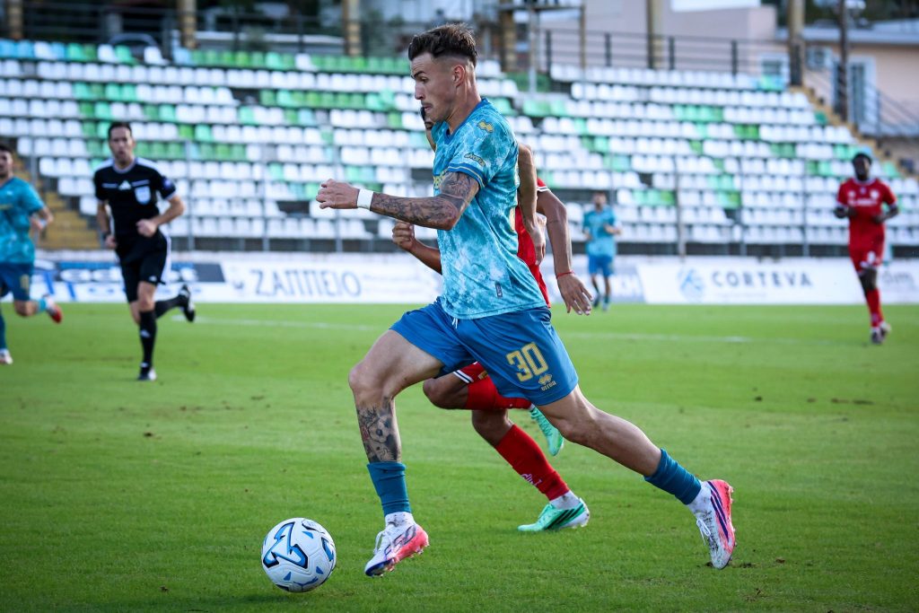 Λεβαδειακός-Βόλος 0-0: Χωρίς νίκη και οι δύο, «όρθιοι» με 10 παίκτες από το 28’ οι φιλοξενούμενοι