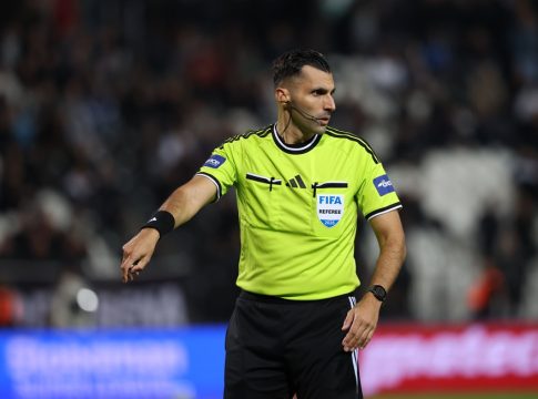 ΠΑΟΚ – Ηρακλής 2-1: Πραξικόπημα στην Τούμπα και νίκη-φάντασμα του «Δικεφάλου του Βορρά» – Φωτιάς και VAR ανατίναξαν το ντέρμπι