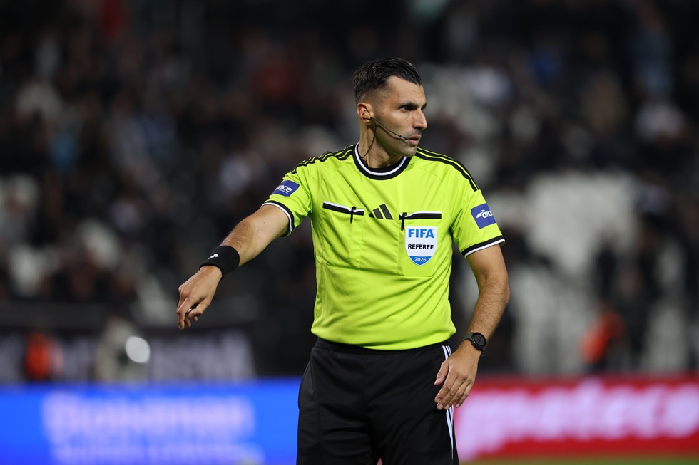 ΠΑΟΚ – Ηρακλής 2-1: Πραξικόπημα στην Τούμπα και νίκη-φάντασμα του «Δικεφάλου του Βορρά» – Φωτιάς και VAR ανατίναξαν το ντέρμπι