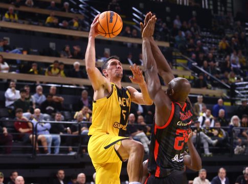 ΑΕΚ – Αντβέρπ 76-103: Κατάρρευση στο δεύτερο ημίχρονο και διασυρμός για την Ένωση