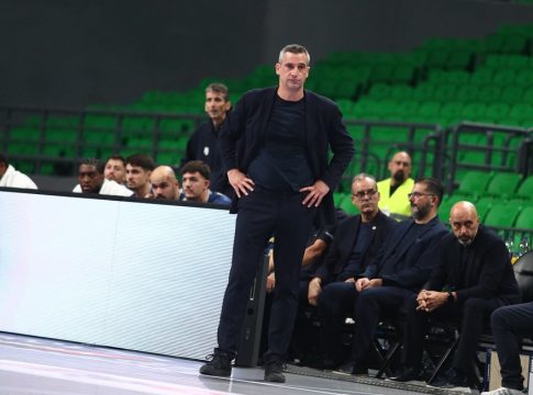 Παπανικολόπουλος: «Για τρία δεκάλεπτα ήμασταν καλοί, στο τέταρτο κάναμε λάθη απειρίας»