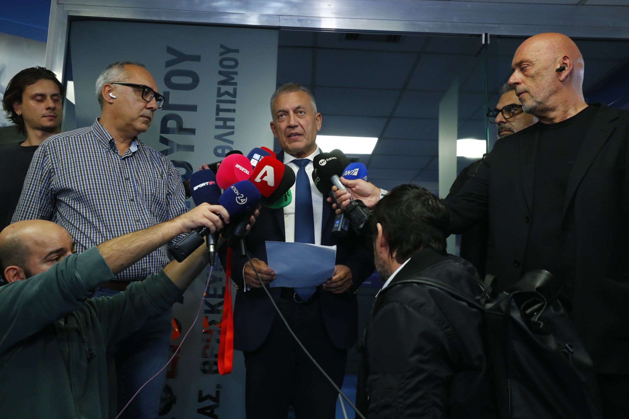 Βρούτσης: «Εκλογές στην ΕΟΚ το ταχύτερο δυνατό»