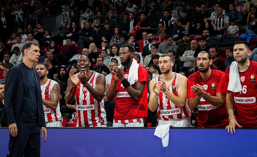 Ολυμπιακός: Η επιστροφή του «Bartzokas Ball», οι 24 πόντοι του Γουόρντ, και το +28.8 του Τζόουνς
