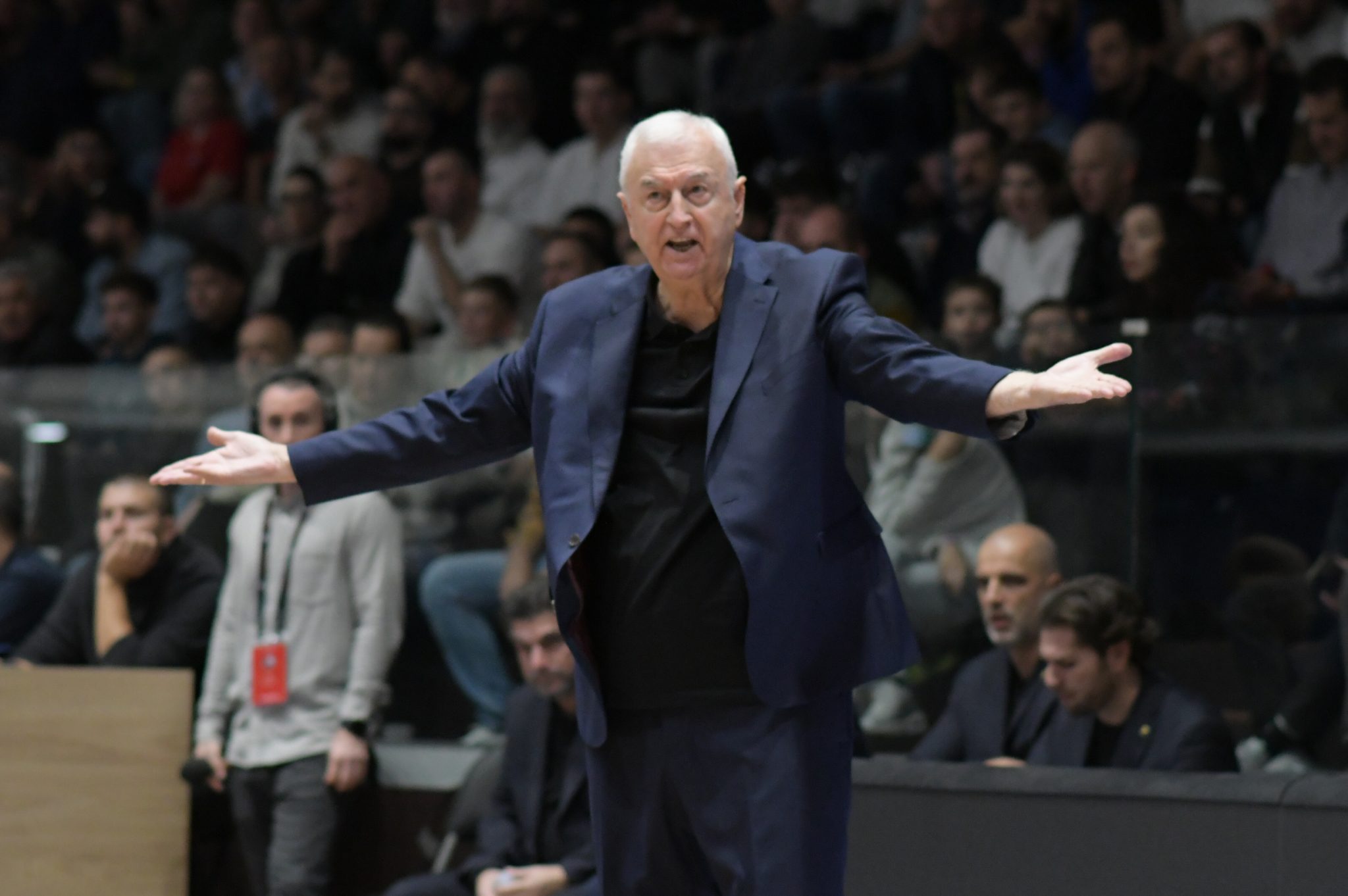 Σάκοτα: «Ήττα ντροπή για την ΑΕΚ, η ομάδα του Βίκου εκμεταλλεύτηκε τα προβλήματά μας»