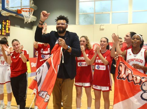 Ενζόγια: «Παίξαμε καταπληκτική άμυνα, παλέψαμε σε κάθε φάση»