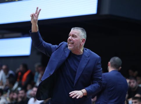 Παπαθεοδώρου: «Υποφέραμε την περσινή σεζόν»