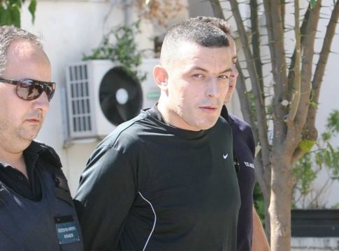 Αλκέτ Ριζάι: Έχει διαφύγει στην Αλβανία ή στο Κόσοβο