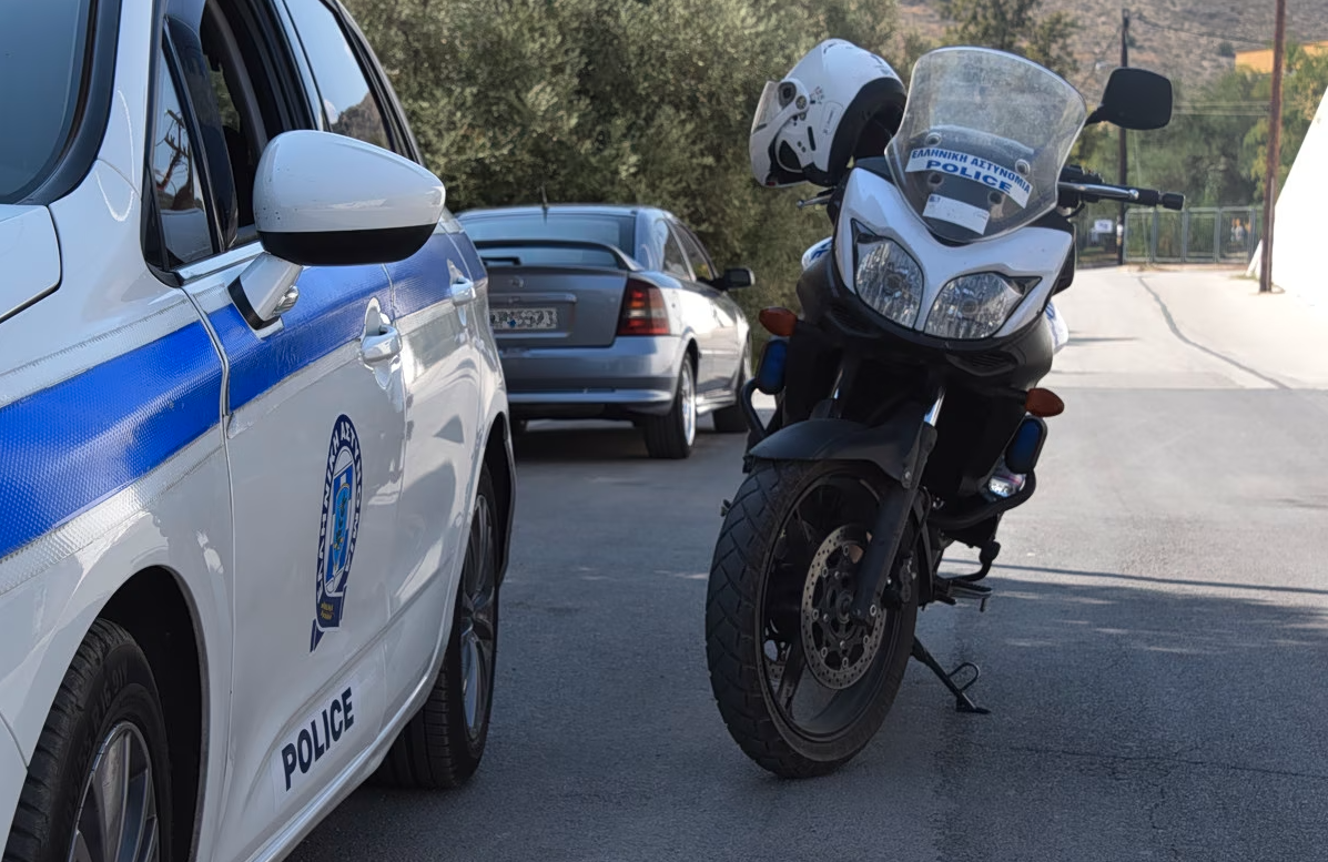 Κρήτη: Εξαρθρώθηκε σπείρα που παρίστανε τους γιατρούς και τους αστυνομικούς – Πάνω από 140.000 ευρώ η λεία από ηλικιωμένους