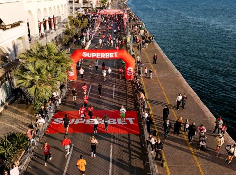 Η Superbet στο πλευρό των 11.000 δρομέων ως Μεγάλος Χορηγός του 14ου Διεθνούς Νυχτερινού Ημιμαραθωνίου Θεσσαλονίκης – ZeniΘ