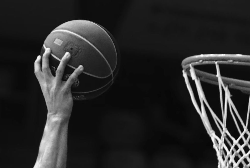 «Κυβερνάς ρε μάγκα»: Τα μηνύματα, τα εκατομμύρια και οι απολογίες για το σκάνδαλο στο ελληνικό μπάσκετ