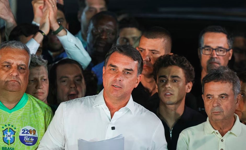 Χαμός στην Βραζιλία: Ο Μπολσονάρο διέφυγε στις ΗΠΑ – Αναζητείται από τις Αρχές (vid)