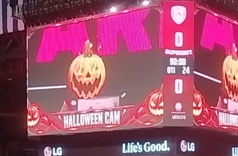 Ολυμπιακός – Αρμάνι Μιλάνο: Η Halloween κάμερα των «ερυθρόλευκων» (vid)