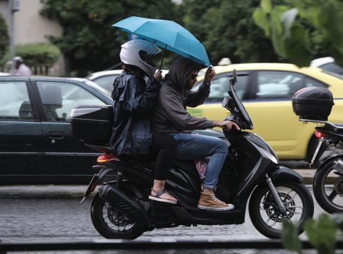 Έκτακτο δελτίο καιρού: Επιδείνωση με βροχές και καταιγίδες – Η πρόβλεψη για την Αττική