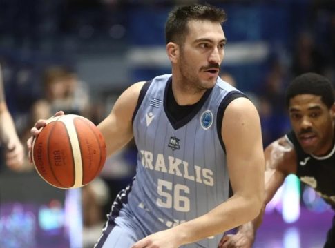 Μαστρογιαννόπουλος: «Όταν μπαίνει ο κόσμος στην εξίσωση γίνεται πραγματικά ο έκτος παίκτης μας»