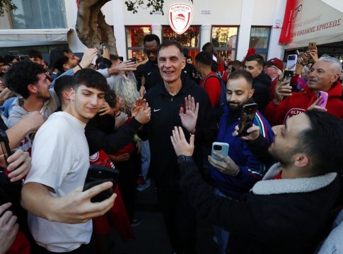 Ολυμπιακός: Πλάνα από τα εγκαίνια του καταστήματος «House of Legends» (pics)