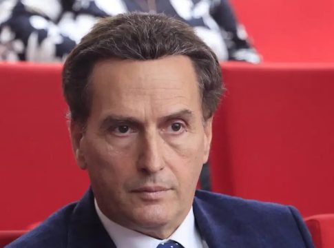 Τι είπε ο Δημητρακόπουλος στη συνέντευξη Τύπου του Αμαρουσίου: «Γι’ αυτό κλήθηκαν με εντάλματα σύλληψης»