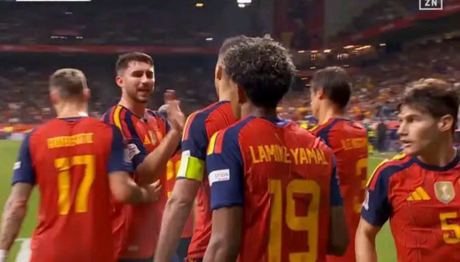 Ισπανία – Τσεχία 3-1: Τριάρα και απόλυτη η «φούρια ρόχα»