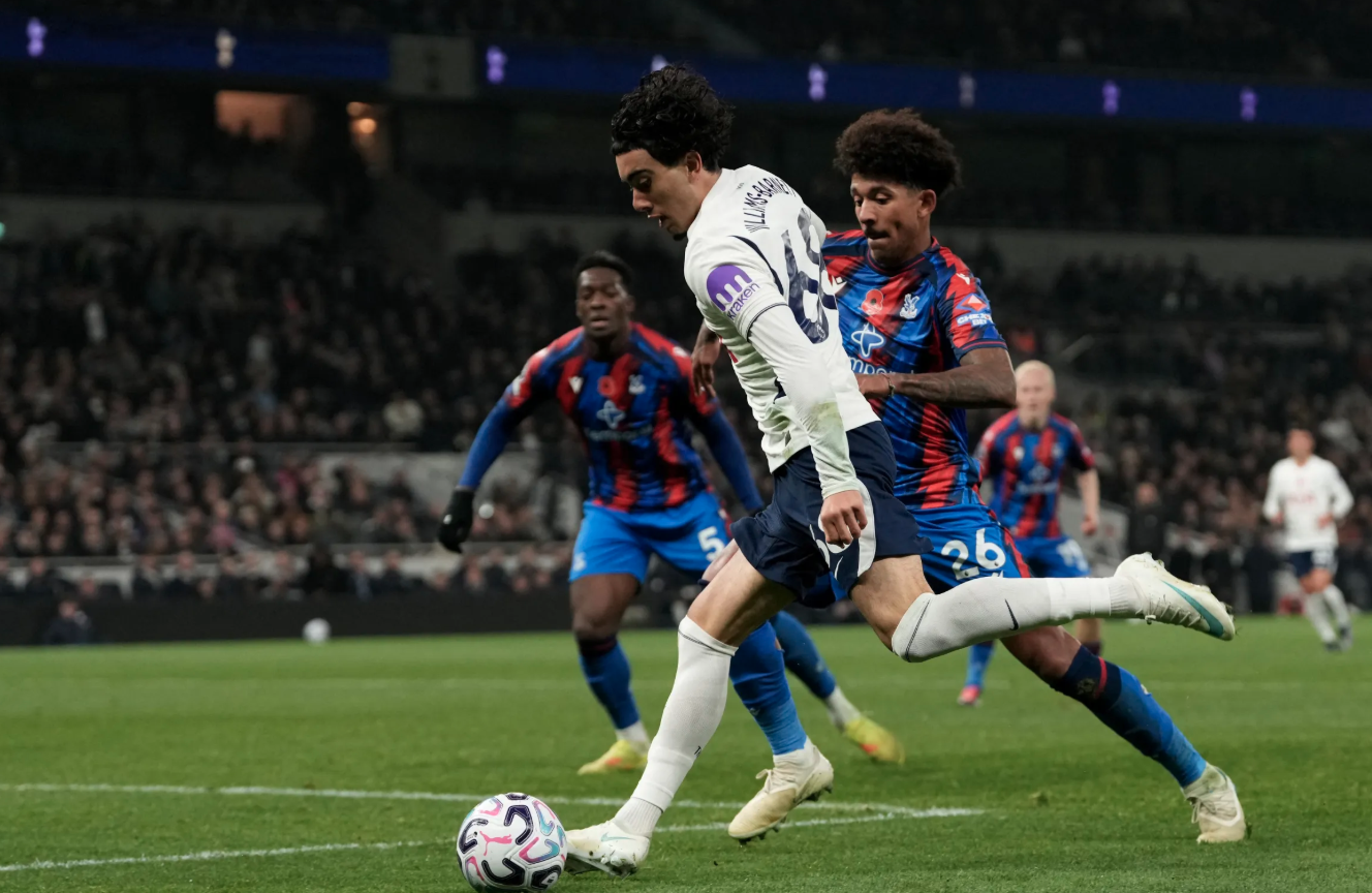 Τότεναμ-Κρίσταλ Πάλας 2-0: Τρίτη σερί νίκη τα «Σπιρούνια» με αποθέωση για τον… Χάρι Κέιν!