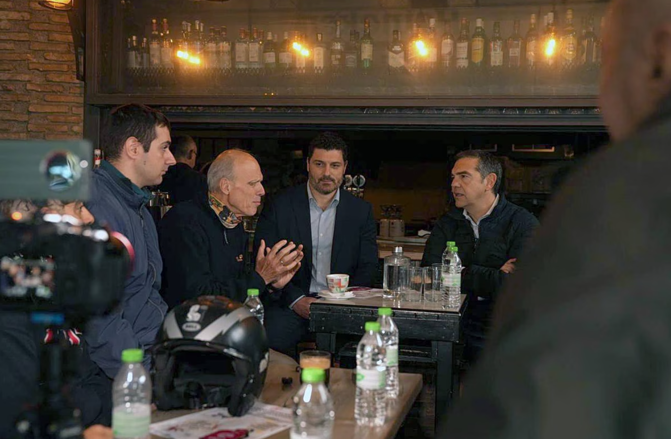 Δέσμευση Τσίπρα για τα εργασιακά δικαιώματα των διανομέων – «Αδιανόητο να υπάρχουν συνθήκες Μανωλάδας στο χώρο του delivery»